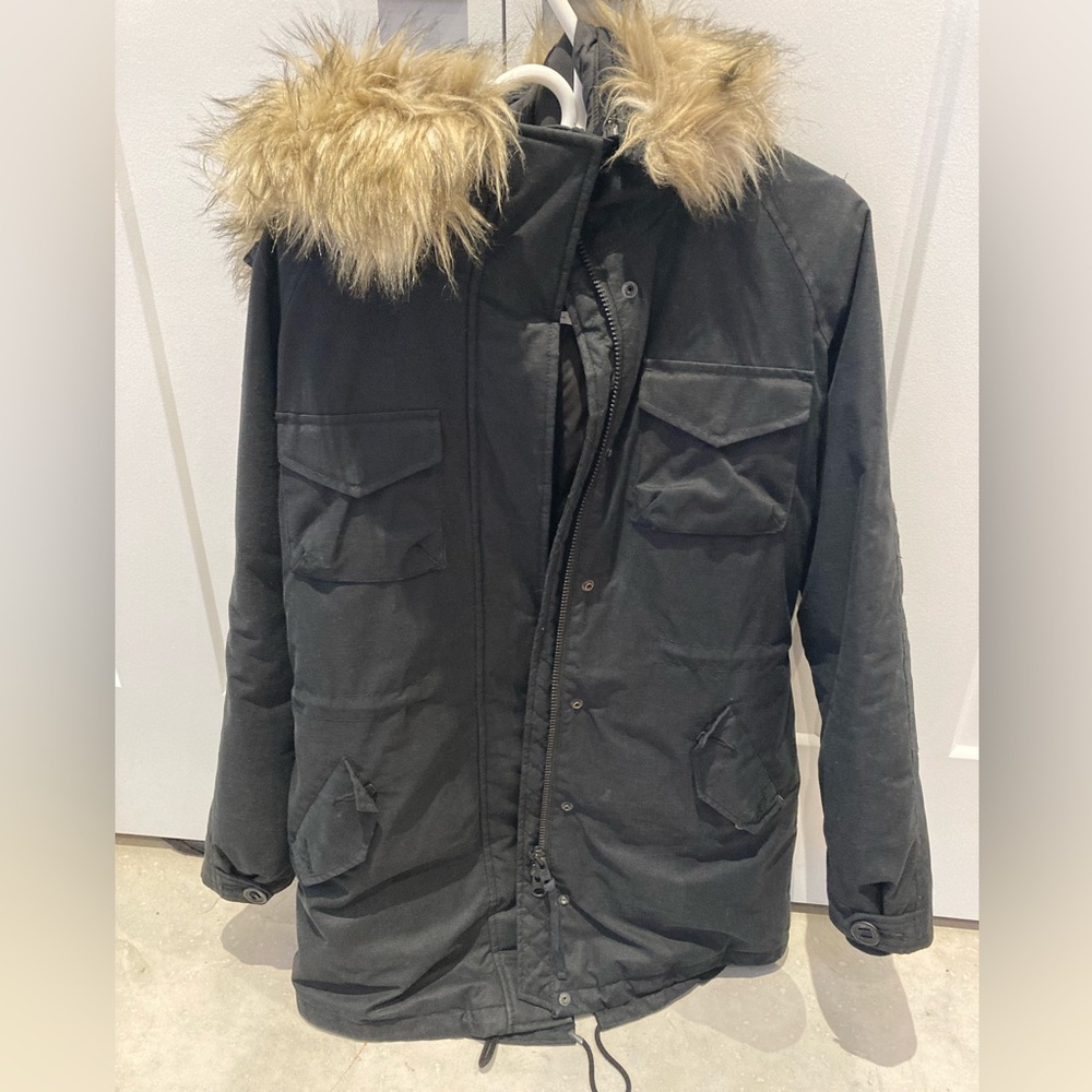 Aritzia size small community parks